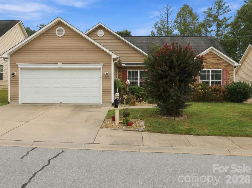 78 Brookstone Court, Hendersonville, NC 28792.  MLS# CAR4425123, YatesRealty ID 52977. 