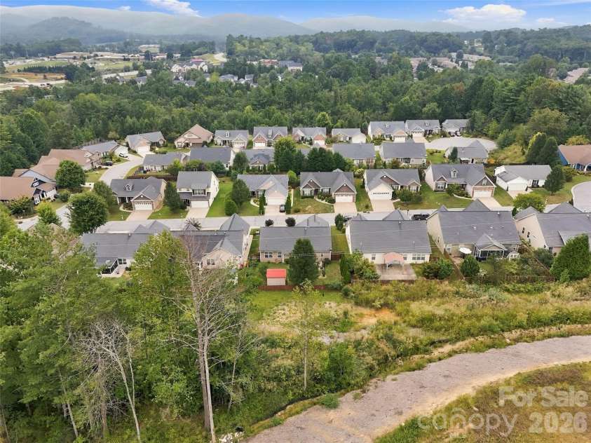 78 Brookstone Court, Hendersonville, NC 28792.  MLS# CAR4425123, YatesRealty ID 52977. 