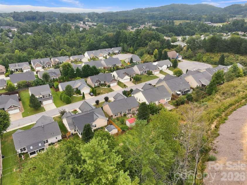 78 Brookstone Court, Hendersonville, NC 28792.  MLS# CAR4425123, YatesRealty ID 52977. 