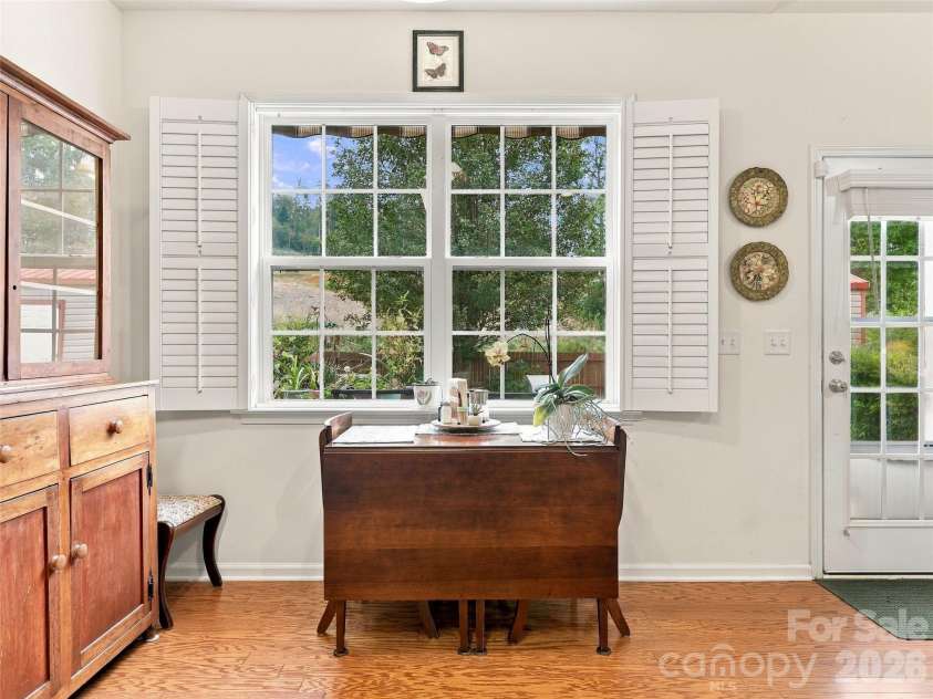 78 Brookstone Court, Hendersonville, NC 28792.  MLS# CAR4425123, YatesRealty ID 52977. 