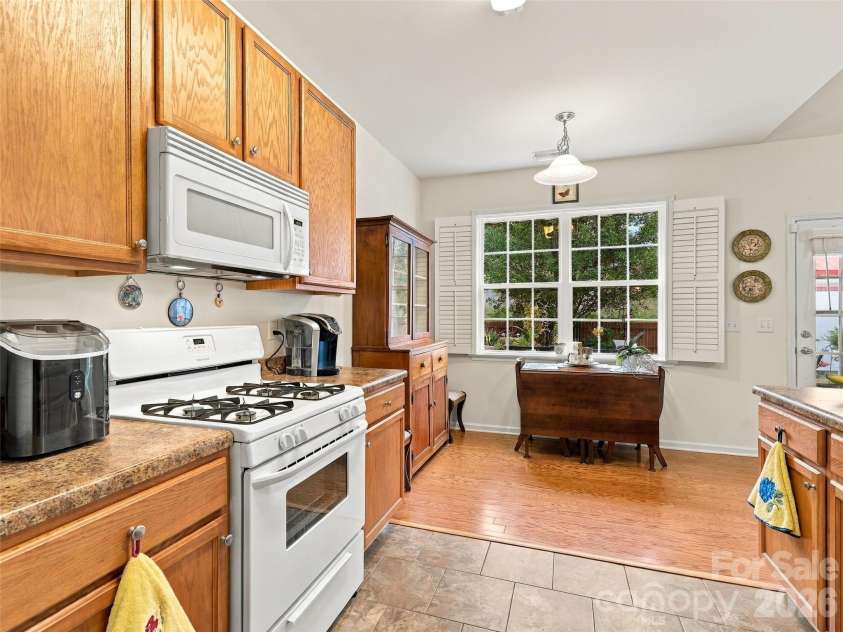 78 Brookstone Court, Hendersonville, NC 28792.  MLS# CAR4425123, YatesRealty ID 52977. 