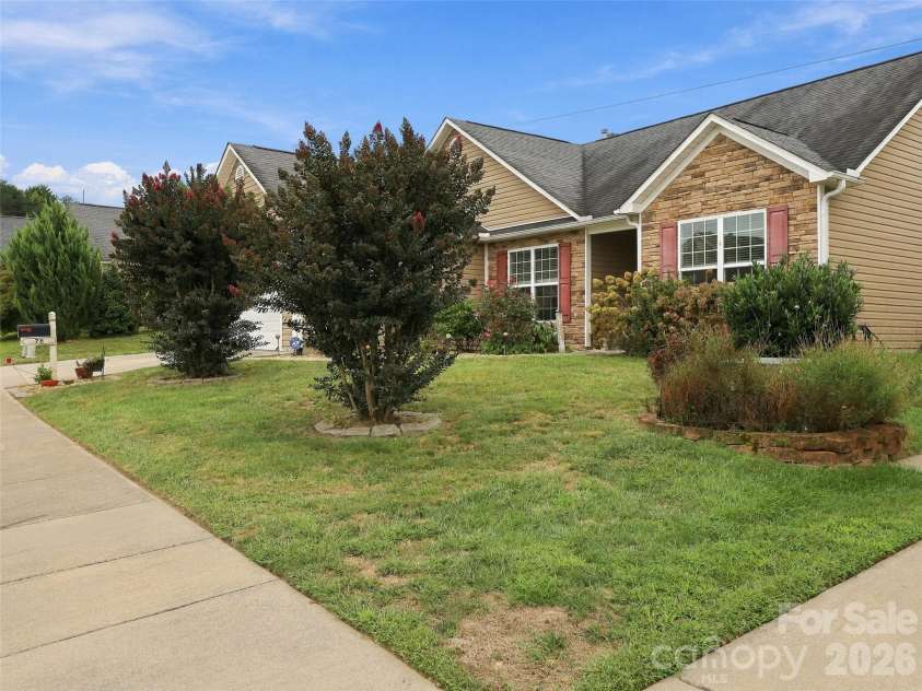 78 Brookstone Court, Hendersonville, NC 28792.  MLS# CAR4425123, YatesRealty ID 52977. 