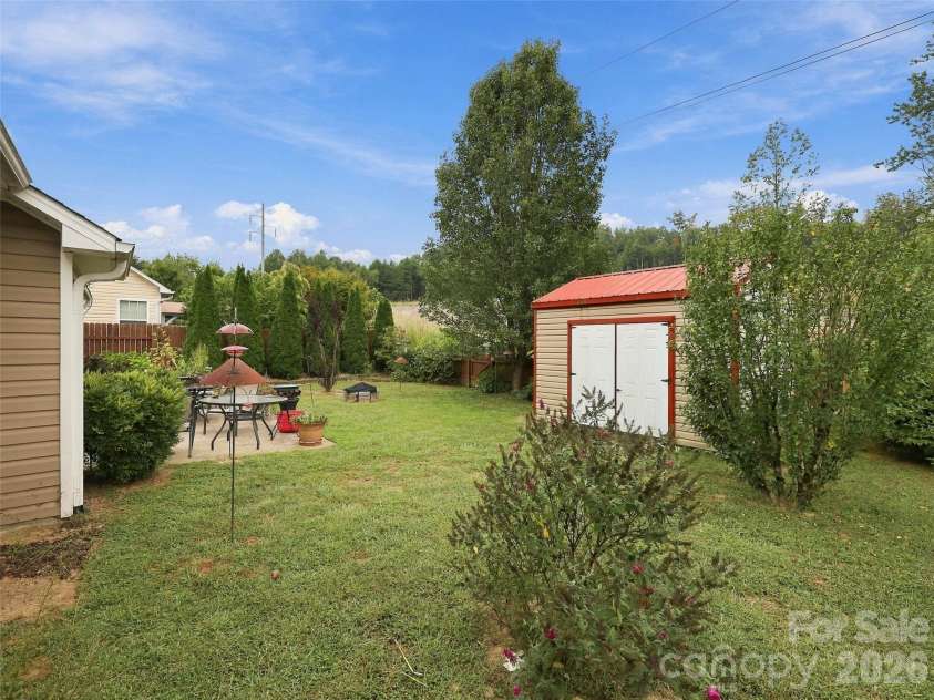 78 Brookstone Court, Hendersonville, NC 28792.  MLS# CAR4425123, YatesRealty ID 52977. 
