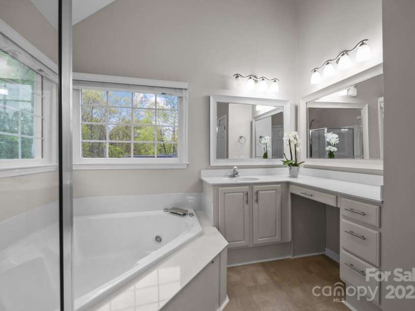 17301 Glassfield Drive, Huntersville, NC 28078.  MLS# CAR4241546, YatesRealty ID 5298. 