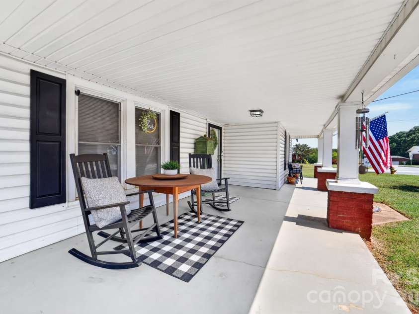 3276 Calvin Street, Claremont, NC 28610.  MLS# CAR4424311, YatesRealty ID 52982. 