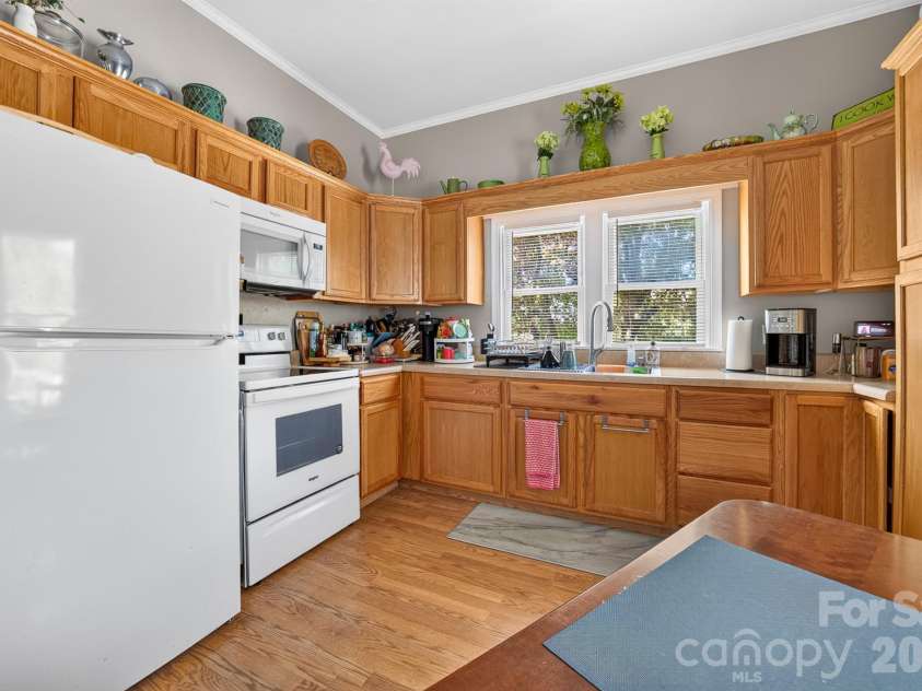 3276 Calvin Street, Claremont, NC 28610.  MLS# CAR4424311, YatesRealty ID 52982. 
