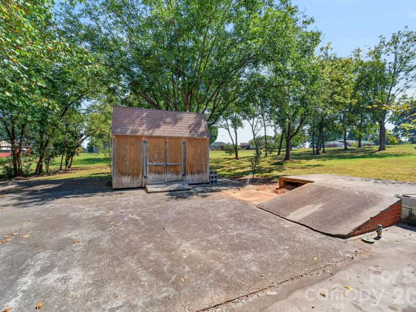 3276 Calvin Street, Claremont, NC 28610.  MLS# CAR4424311, YatesRealty ID 52982. 