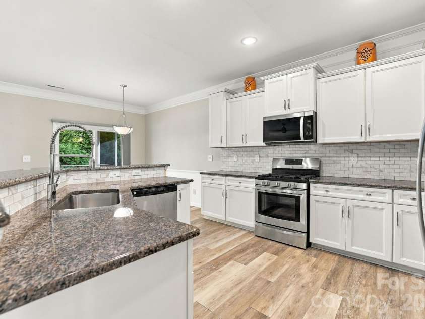 2107 Balting Glass Drive, Indian Trail, NC 28079.  MLS# CAR4424489, YatesRealty ID 52983. 