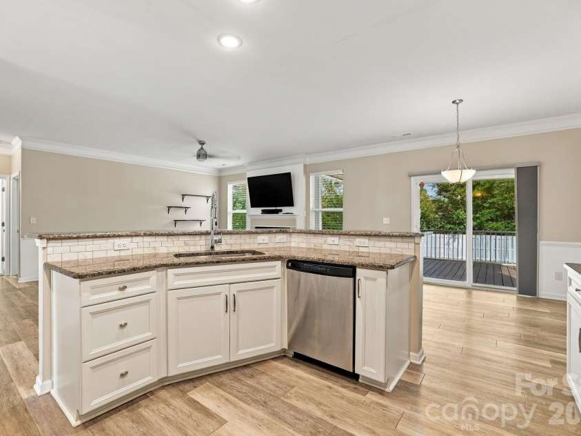 2107 Balting Glass Drive, Indian Trail, NC 28079.  MLS# CAR4424489, YatesRealty ID 52983. 