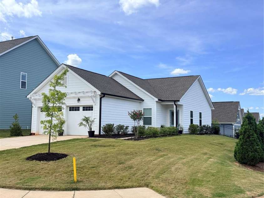 24101 Sailfish Drive, Lancaster, SC 29720.  MLS# CAR4424013, YatesRealty ID 52984. 