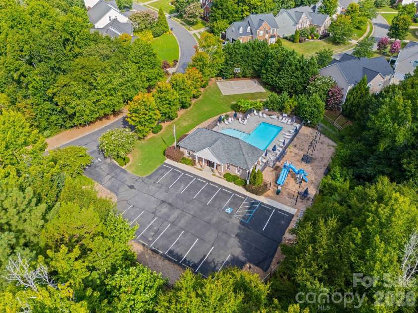 306 Drake Park Avenue, Fort Mill, SC 29708.  MLS# CAR4423650, YatesRealty ID 52985. Community Pool