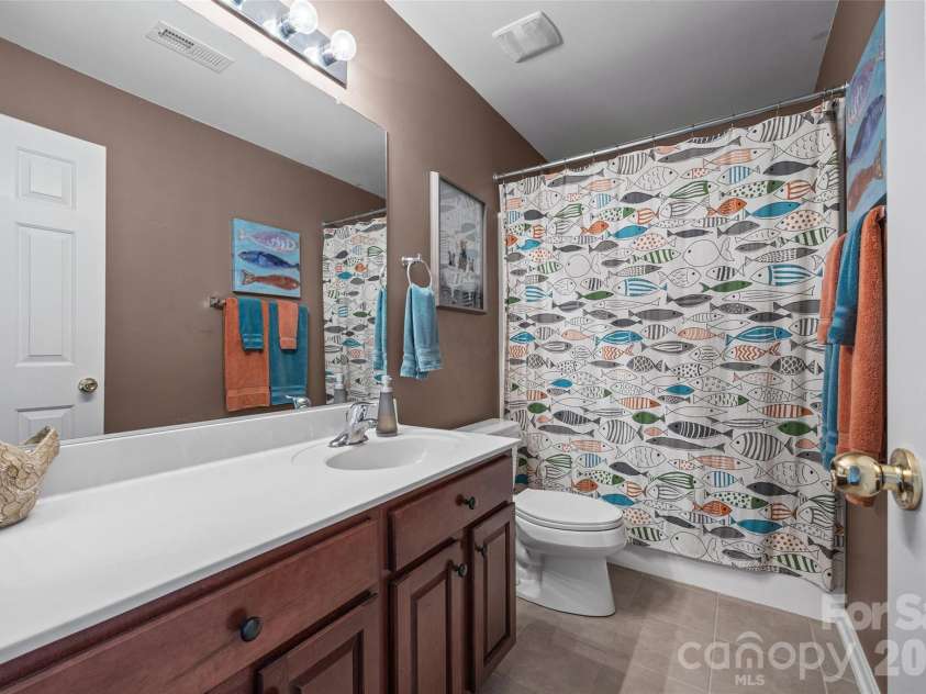 306 Drake Park Avenue, Fort Mill, SC 29708.  MLS# CAR4423650, YatesRealty ID 52985. Full Bath main floor