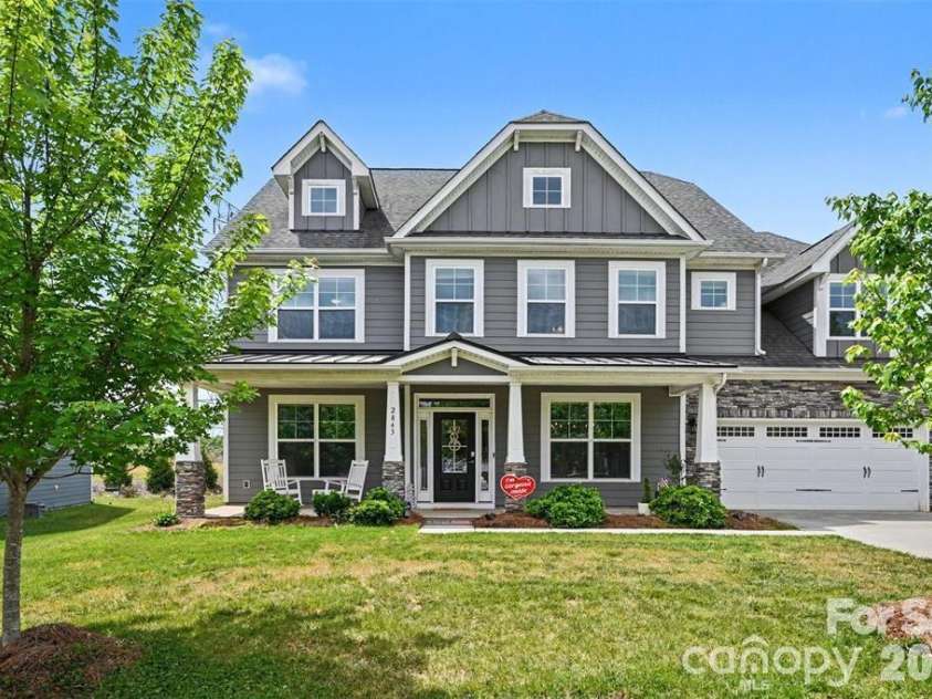 2843 Shumard Drive, Gastonia, NC 28054.  MLS# CAR4424116, YatesRealty ID 52986. 