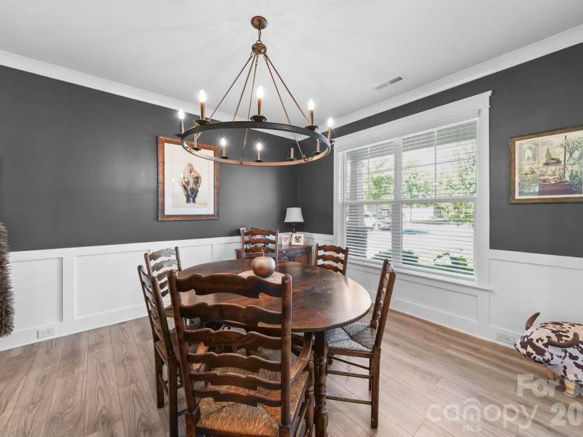 2843 Shumard Drive, Gastonia, NC 28054.  MLS# CAR4424116, YatesRealty ID 52986. 