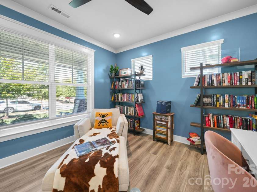 2843 Shumard Drive, Gastonia, NC 28054.  MLS# CAR4424116, YatesRealty ID 52986. 