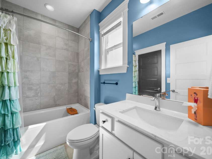 2843 Shumard Drive, Gastonia, NC 28054.  MLS# CAR4424116, YatesRealty ID 52986. 