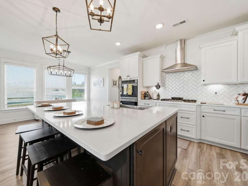 2843 Shumard Drive, Gastonia, NC 28054.  MLS# CAR4424116, YatesRealty ID 52986. 