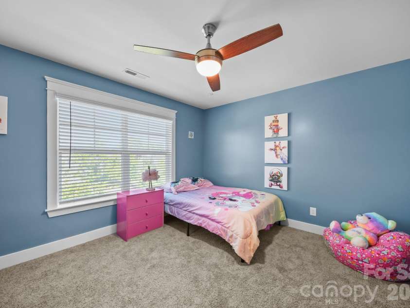 2843 Shumard Drive, Gastonia, NC 28054.  MLS# CAR4424116, YatesRealty ID 52986. 