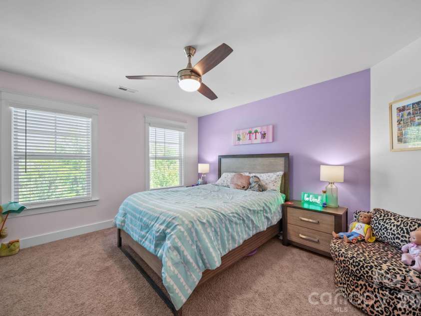 2843 Shumard Drive, Gastonia, NC 28054.  MLS# CAR4424116, YatesRealty ID 52986. 