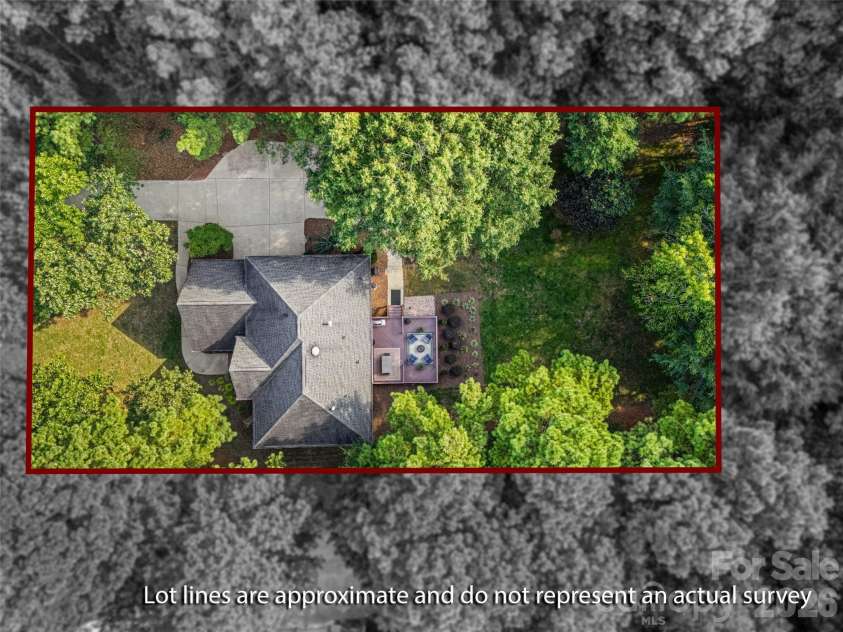 2963 Eppington South Drive, Fort Mill, SC 29708.  MLS# CAR4424192, YatesRealty ID 52988. 