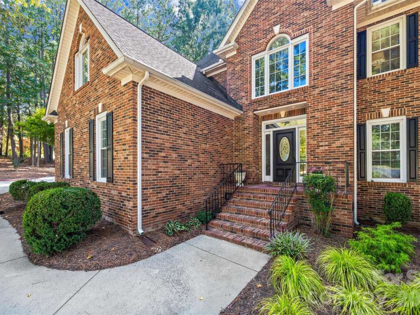 2963 Eppington South Drive, Fort Mill, SC 29708.  MLS# CAR4424192, YatesRealty ID 52988. 