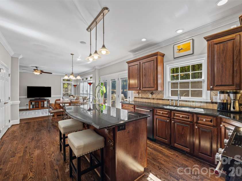 2963 Eppington South Drive, Fort Mill, SC 29708.  MLS# CAR4424192, YatesRealty ID 52988. 