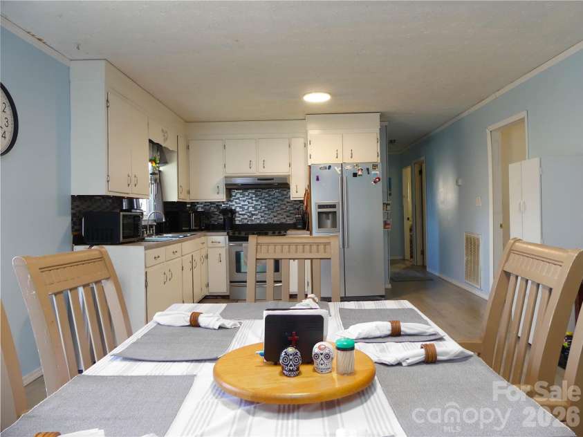 4636 Oak Hill School Road, Lenoir, NC 28645.  MLS# CAR4354860, YatesRealty ID 5299. 