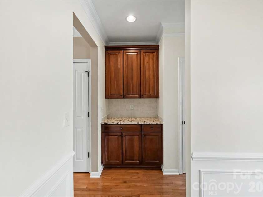 3349 Luke Crossing Drive, Charlotte, NC 28226.  MLS# CAR4423578, YatesRealty ID 52991. 