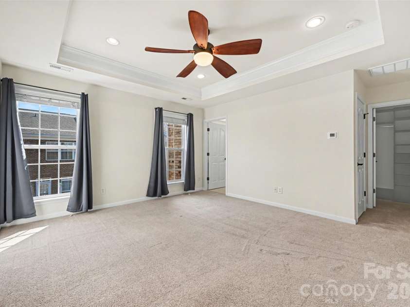 3349 Luke Crossing Drive, Charlotte, NC 28226.  MLS# CAR4423578, YatesRealty ID 52991. 