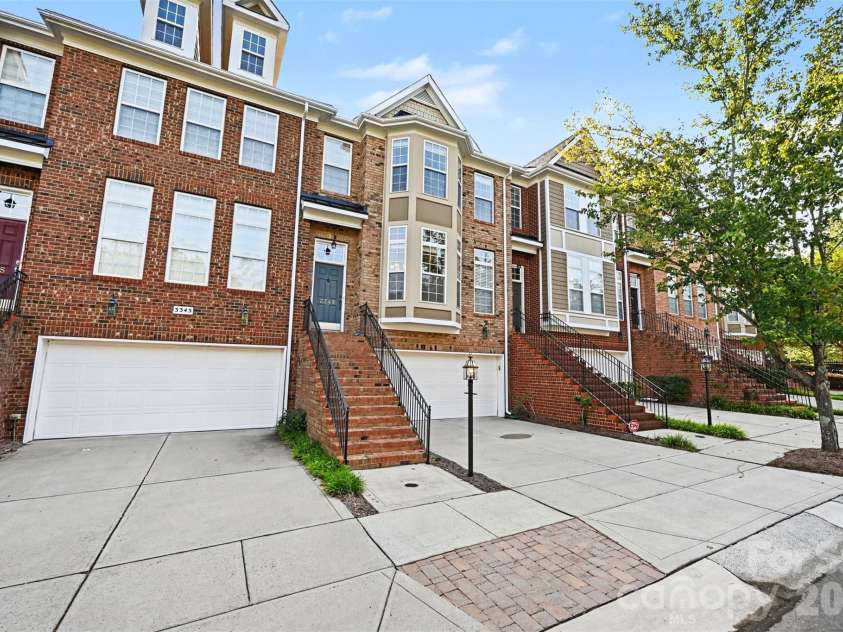 3349 Luke Crossing Drive, Charlotte, NC 28226.  MLS# CAR4423578, YatesRealty ID 52991. 