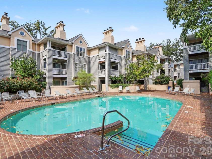 222 Queens Road, Charlotte, NC 28204.  MLS# CAR4422813, YatesRealty ID 52992. Pool 2