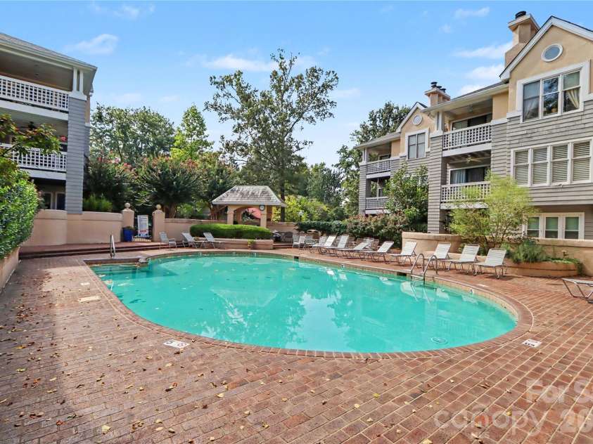 222 Queens Road, Charlotte, NC 28204.  MLS# CAR4422813, YatesRealty ID 52992. Pool