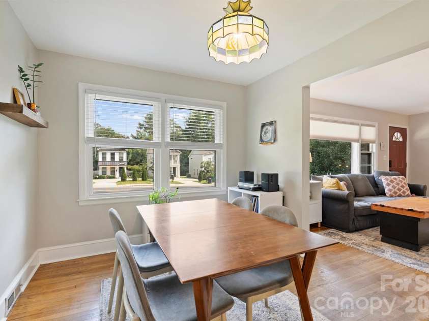 2816 Shamrock Drive, Charlotte, NC 28205.  MLS# CAR4422671, YatesRealty ID 52994. Dining room