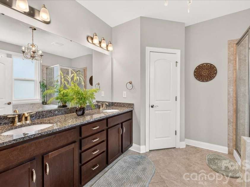 2518 Logan Caroline Lane, Monroe, NC 28110.  MLS# CAR4421661, YatesRealty ID 52998. 