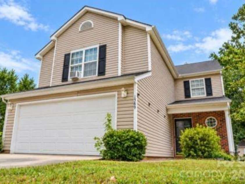 1389 Kison Court, Concord, NC 28027.  MLS# CAR4422200, YatesRealty ID 52999. 
