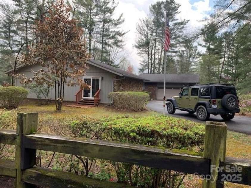 101 LAKEMONT Drive, Flat Rock, NC 28731.  MLS# CAR4246456, YatesRealty ID 53. 