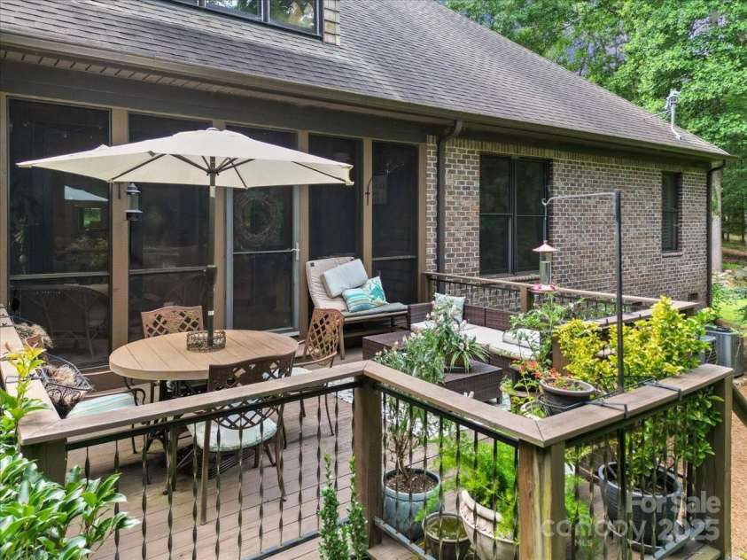 562 Rocky Cove Lane, Denton, NC 27239.  MLS# CAR4311817, YatesRealty ID 530. 