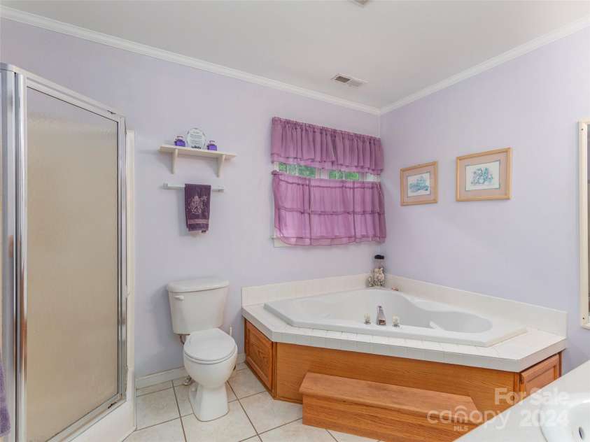 10946 Rush Fork Road, Clyde, NC 28721.  MLS# CAR4150751, YatesRealty ID 5300. 