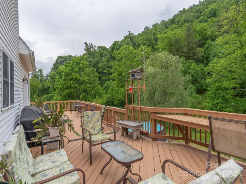 10946 Rush Fork Road, Clyde, NC 28721.  MLS# CAR4150751, YatesRealty ID 5300. 