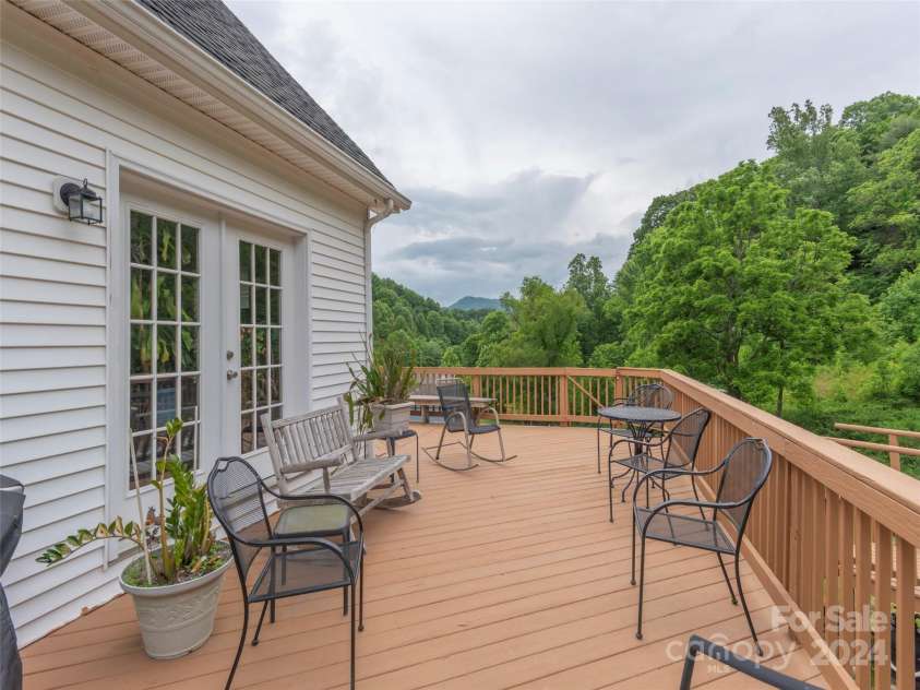 10946 Rush Fork Road, Clyde, NC 28721.  MLS# CAR4150751, YatesRealty ID 5300. 