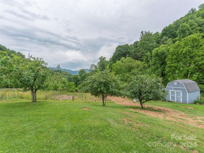 10946 Rush Fork Road, Clyde, NC 28721.  MLS# CAR4150751, YatesRealty ID 5300. 