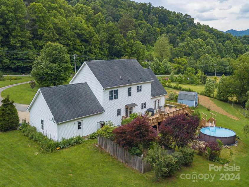 10946 Rush Fork Road, Clyde, NC 28721.  MLS# CAR4150751, YatesRealty ID 5300. 