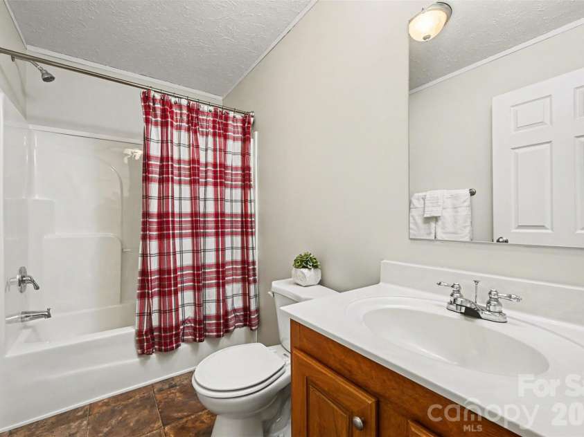 7836 Taxahaw Road, Kershaw, SC 29067.  MLS# CAR4359642, YatesRealty ID 5300. 