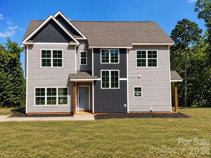 840 Woodrun Drive, Mount Gilead, NC 27371.  MLS# CAR4421562, YatesRealty ID 53000. 