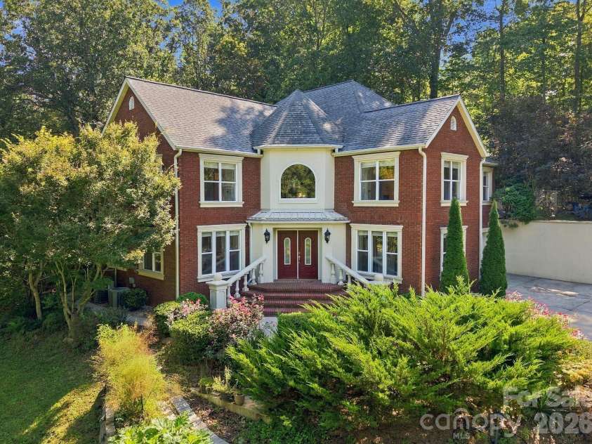 6 Kit Court, Fletcher, NC 28732.  MLS# CAR4421367, YatesRealty ID 53002. 