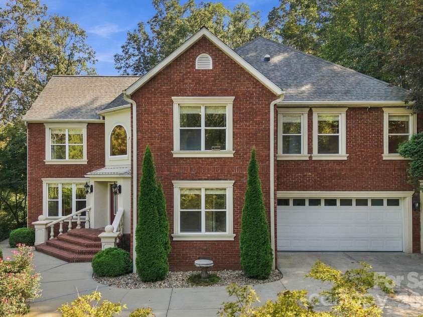 6 Kit Court, Fletcher, NC 28732.  MLS# CAR4421367, YatesRealty ID 53002. 