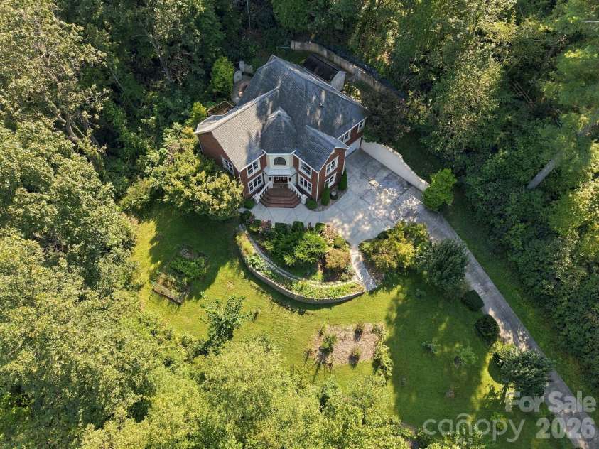 6 Kit Court, Fletcher, NC 28732.  MLS# CAR4421367, YatesRealty ID 53002. 