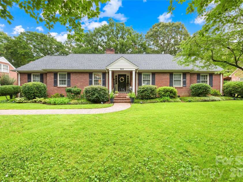 944 Churchill Drive, Gastonia, NC 28054.  MLS# CAR4419018, YatesRealty ID 53003. 