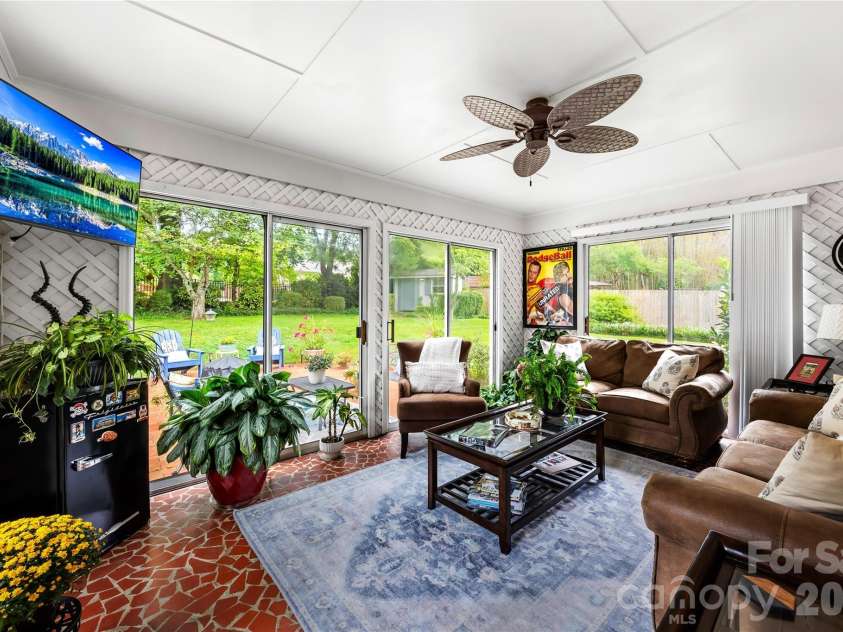 944 Churchill Drive, Gastonia, NC 28054.  MLS# CAR4419018, YatesRealty ID 53003. 