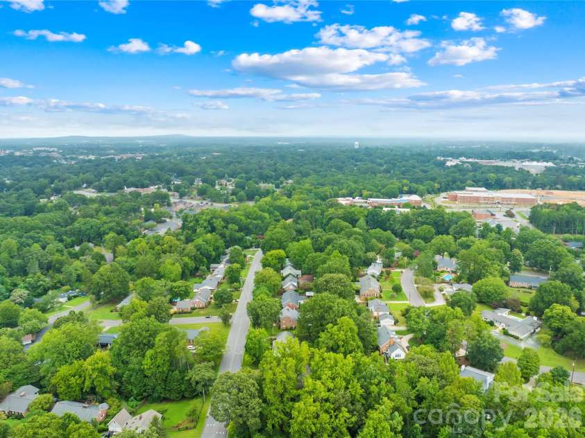 944 Churchill Drive, Gastonia, NC 28054.  MLS# CAR4419018, YatesRealty ID 53003. 